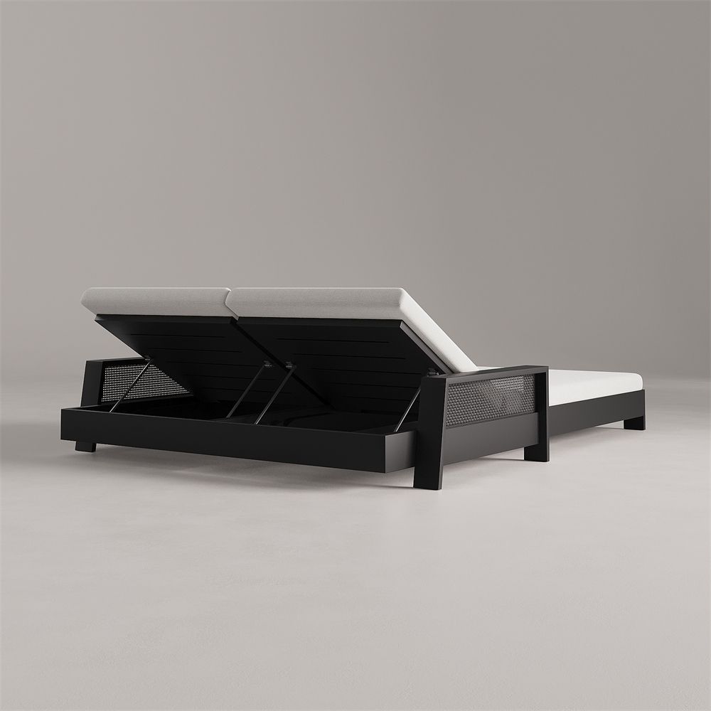 Baker aluminum daybed