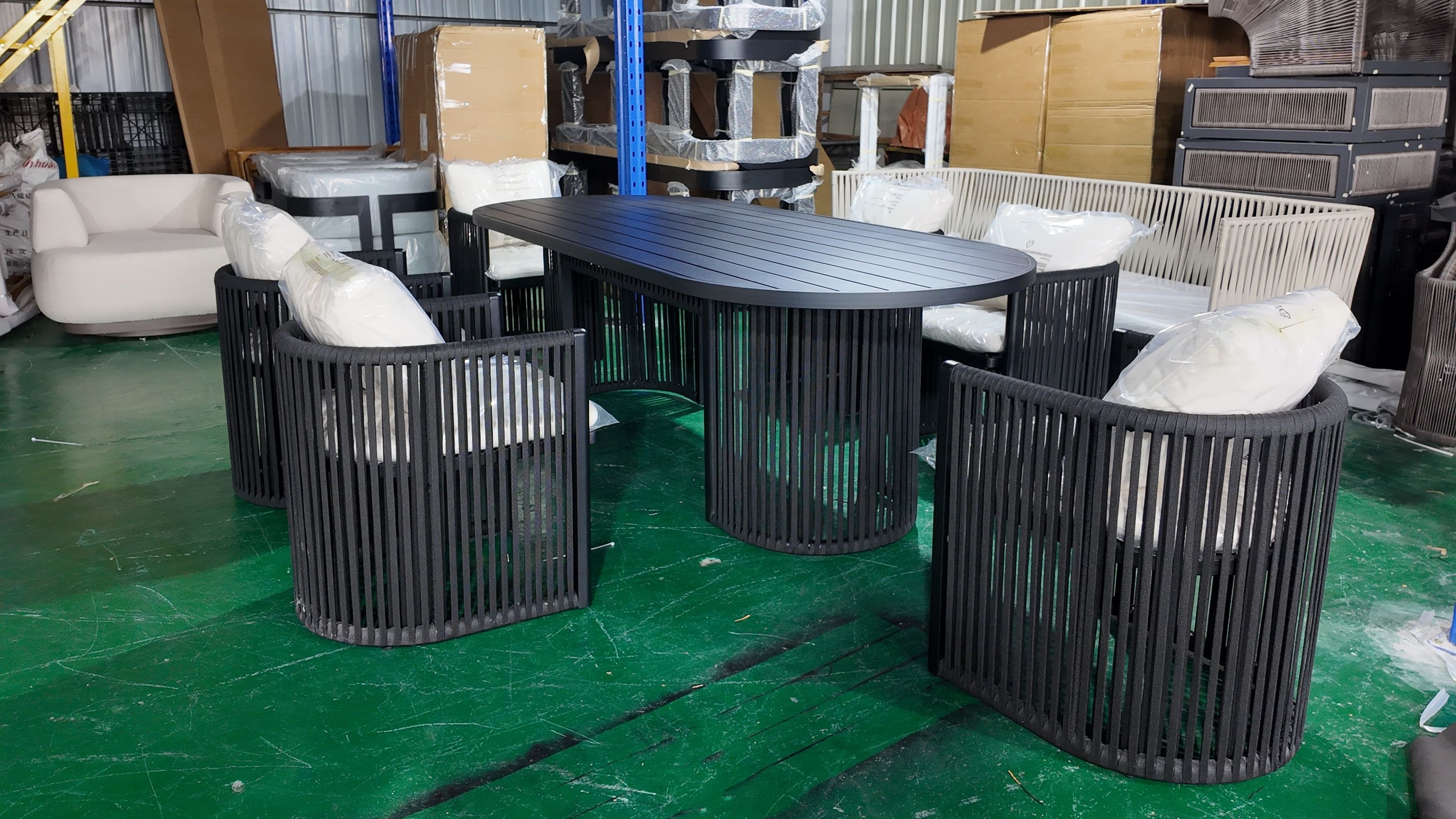 Enhancing Outdoor Living with Hongkai’s New All-Aluminum Rope Dining Set