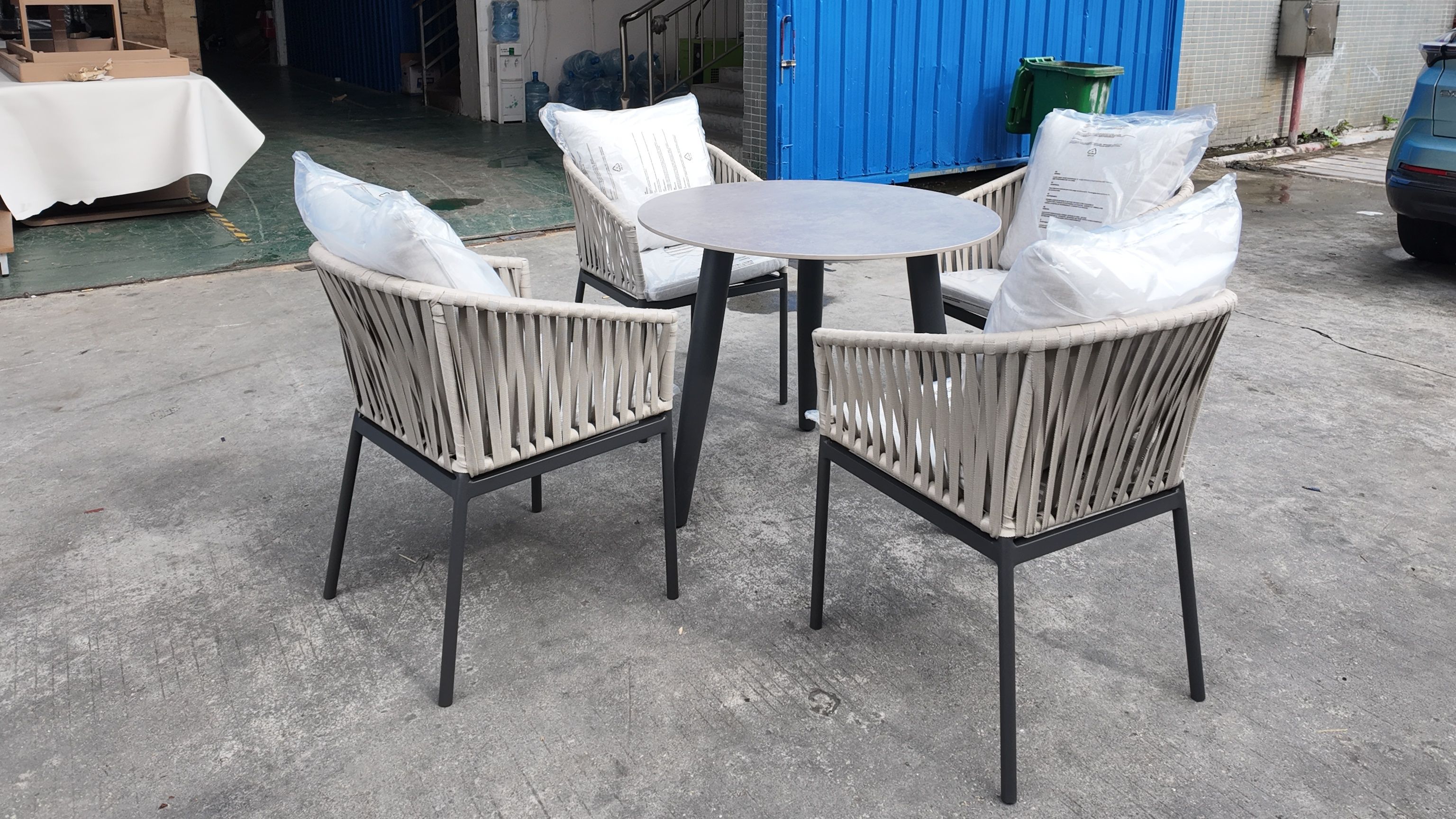 Modern Woven Rope Outdoor Dining Set: Premium Furniture for Relaxed Backyard Dining Scenarios
