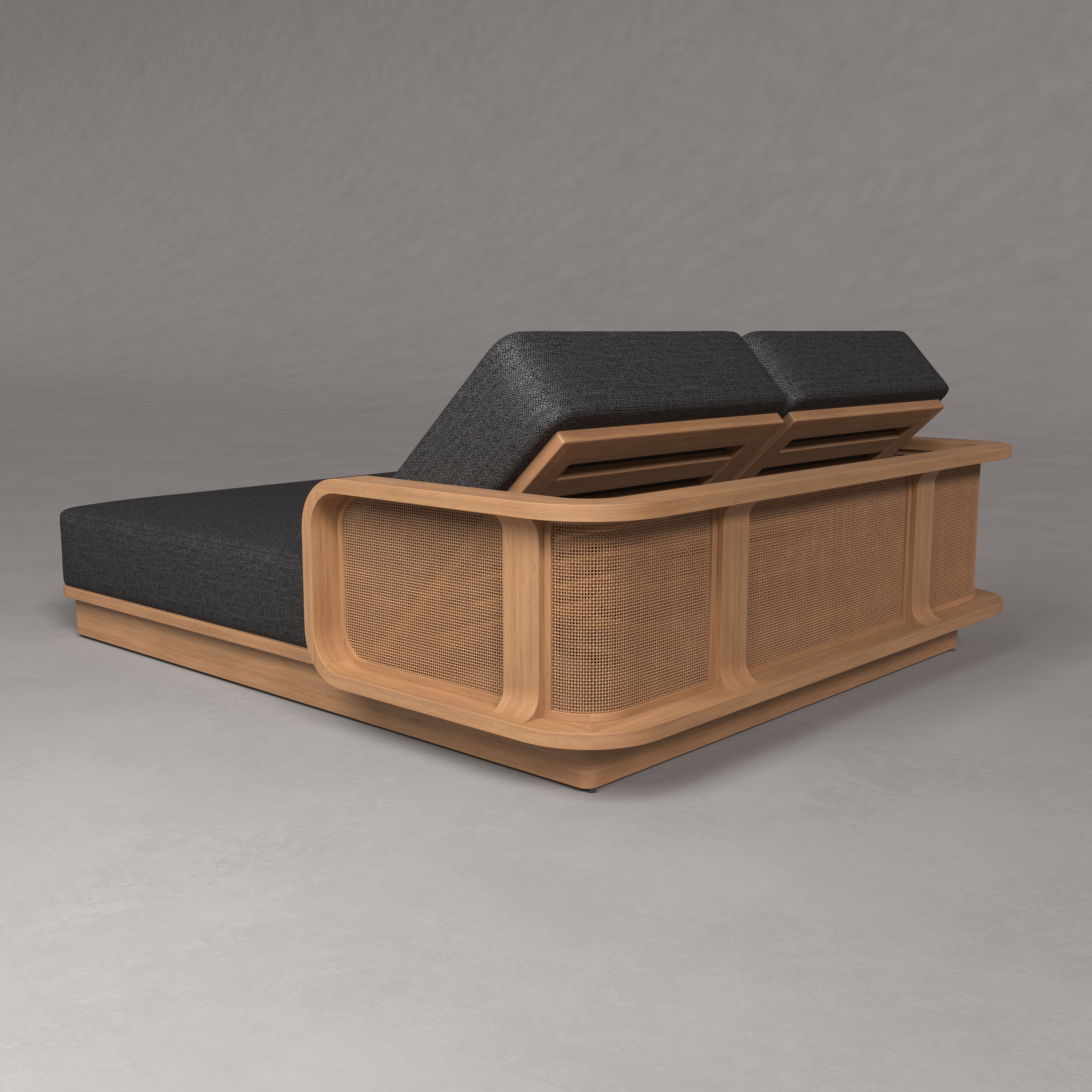 Englo Teak Sunbed