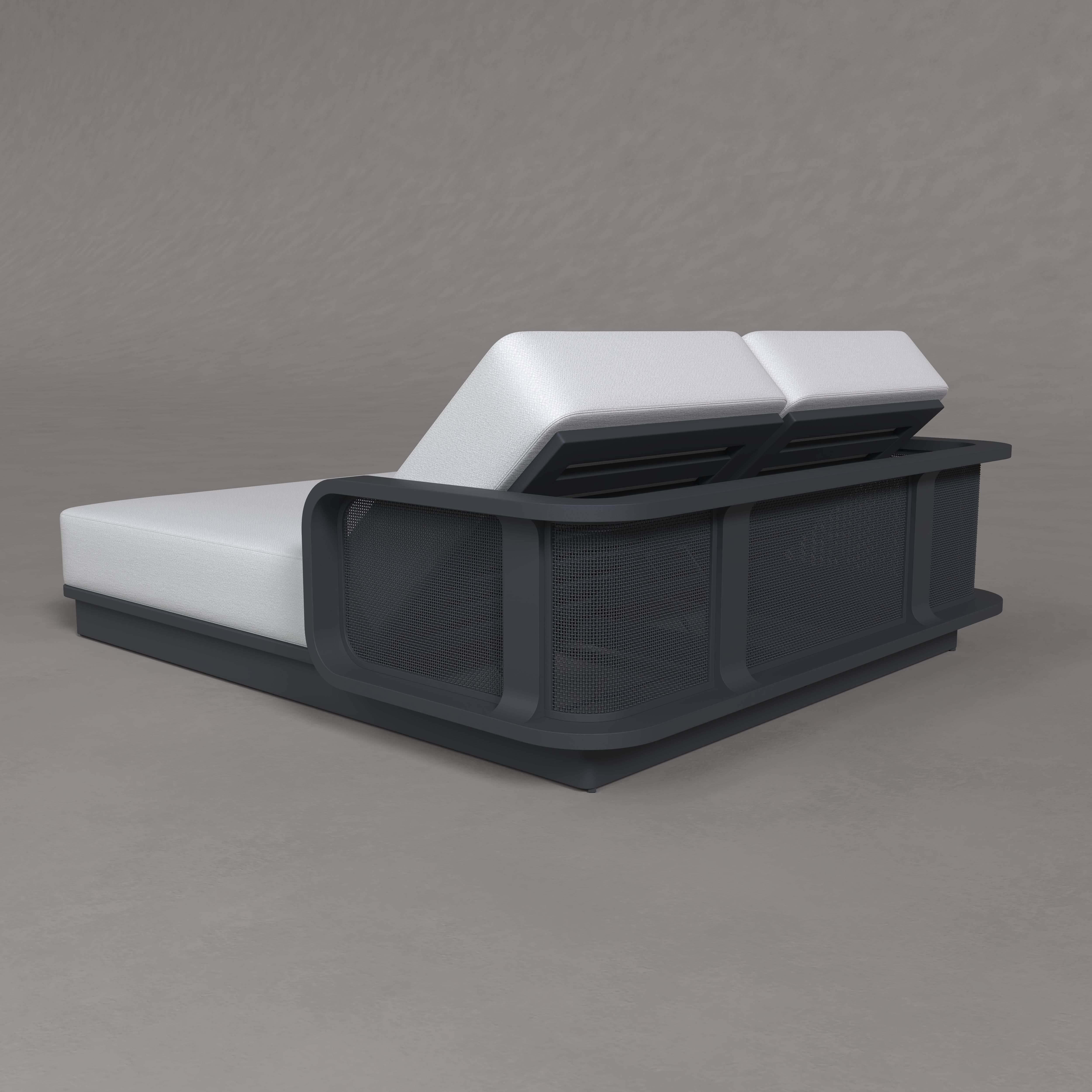 Englo Aluminum Sunbed