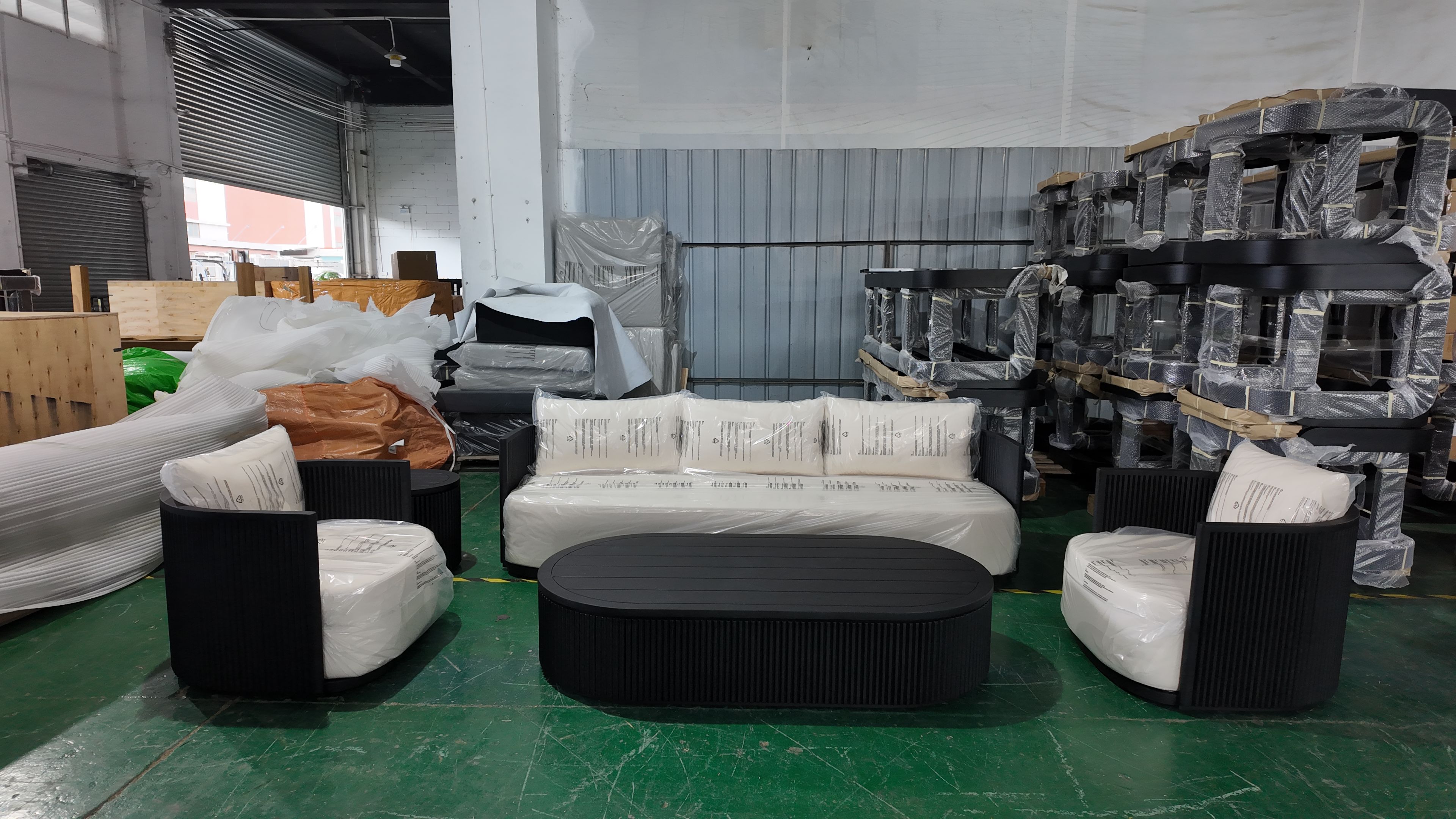 Timeless Outdoor Comfort: Hongkai’s New Solid Teak Outdoor Sofa Set Elevates Modern Outdoor Living